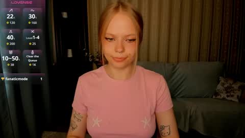 lovemelulu online show from July 16, 7:11 am