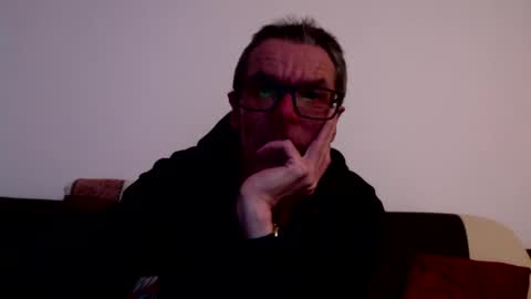 lovepvcearly50s online show from April 22, 7:10 pm