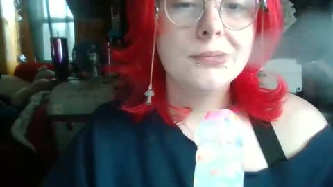 loverliv5 online show from April 22, 5:31 pm