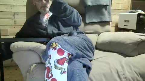 just here to have fun and cum online show from April 1, 12:28 pm