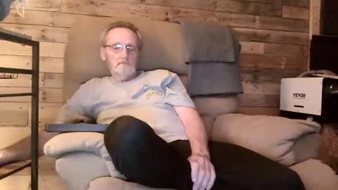 just here to have fun and cum online show from April 8, 12:46 am