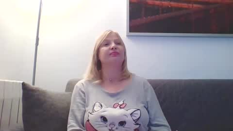 Snapshot of lovestar544963 chatting on January 7, 5:09 pm Marlyn online show from January 7, 5:09 pm