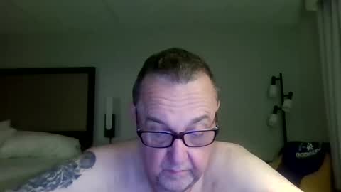 lovesummer69 online show from March 27, 10:49 am