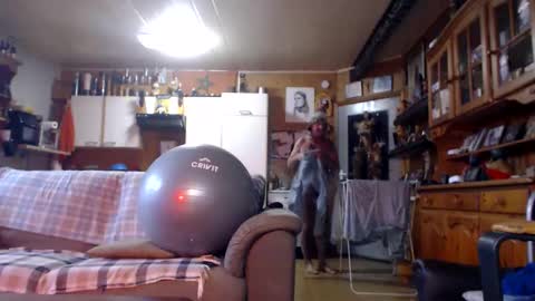 aaron online show from November 11, 11:45 am