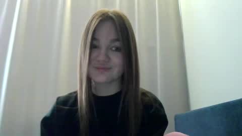 loviesimone online show from March 5, 11:08 am