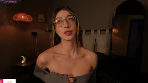 Snapshot of lua_ferch_ chatting on March 10, 1:10 pm ---Goys incredible photographs online show from March 10, 1:10 pm