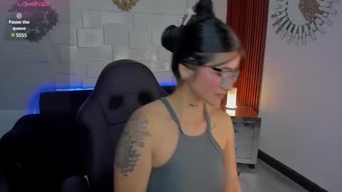 Luana online show from March 8, 12:09 pm