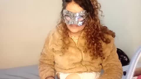 luanapowerful online show from November 9, 3:54 am