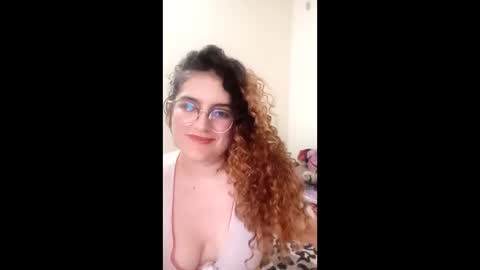 luanapowerful online show from March 1, 10:36 pm