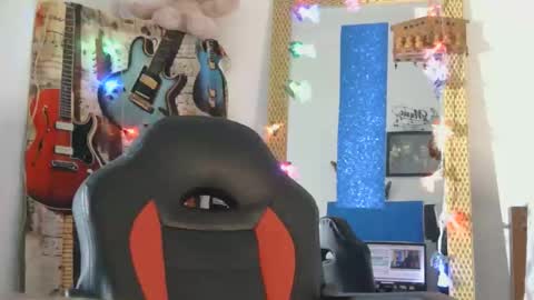 luanna837 online show from April 20, 8:34 pm