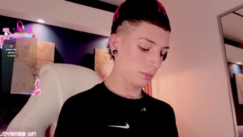 Luca  online show from March 30, 3:28 am