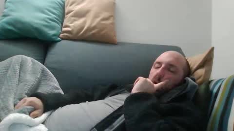 Luca online show from February 13, 8:34 pm