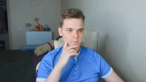 Lucas Gill online show from November 29, 3:19 pm