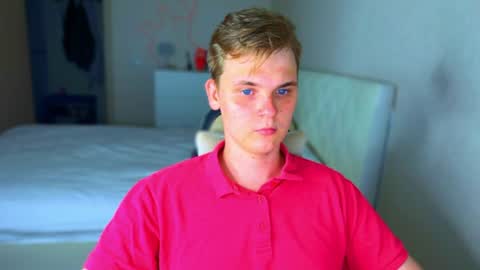 Lucas Gill online show from July 25, 9:24 pm