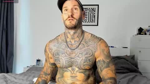 lucasexclusive online show from November 14, 7:43 am