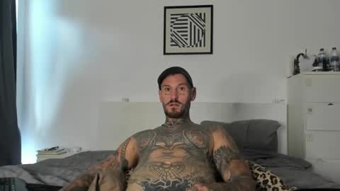 lucasexclusive online show from February 6, 9:13 am