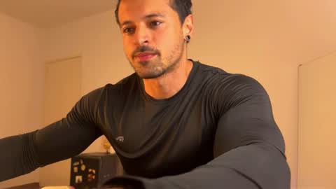 lucasfit24 online show from June 25, 1:13 am
