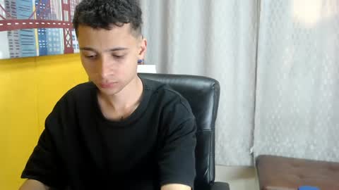 LucassSmith11 online show from May 27, 2:52 am