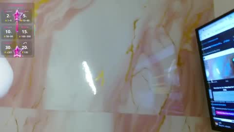 lucero_paris online show from April 2, 1:51 pm