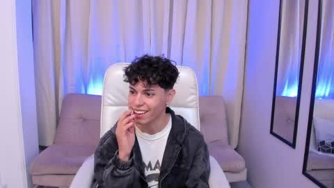 Lucho online show from April 3, 4:19 am