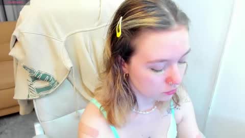 lucia_copper online show from December 18, 12:22 pm