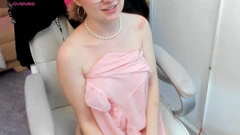 lucia_copper online show from October 5, 2:24 pm