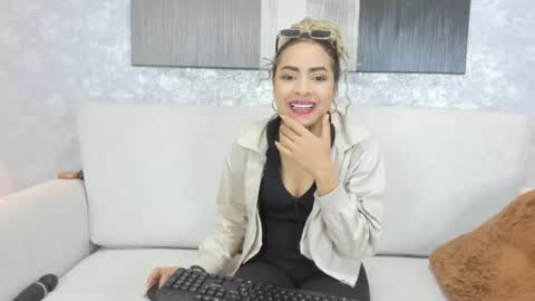 Lucla online show from July 25, 2:20 am