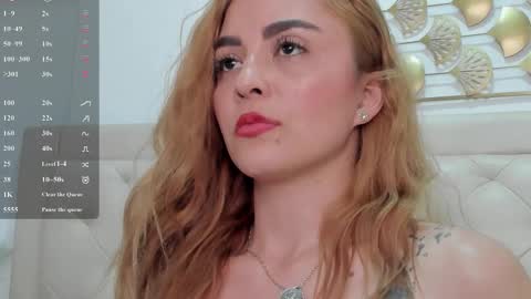 lucia_lorenz online show from January 7, 5:29 pm