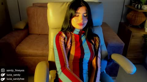 Snapshot of lucia_sandy chatting on October 3, 11:24 pm Lu Intagramsandy fireeyes online show from October 3, 11:24 pm
