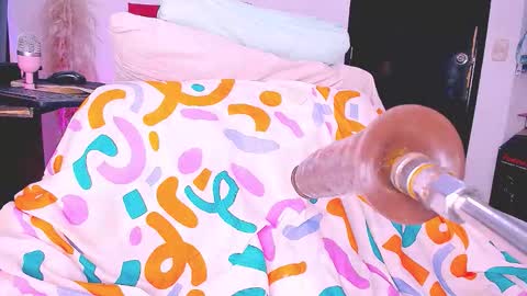 luciaaah online show from October 28, 9:16 pm