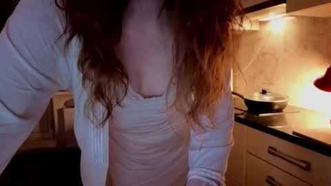 Lucia online show from October 6, 7:10 pm