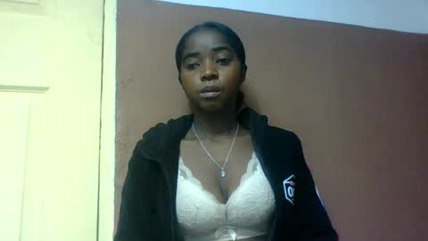 luciah148539 online show from July 27, 3:59 am