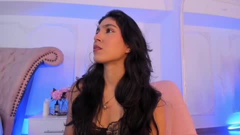 Luciana online show from April 11, 8:35 pm