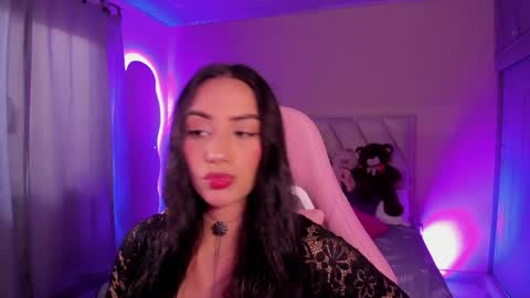    online show from March 21, 9:19 pm