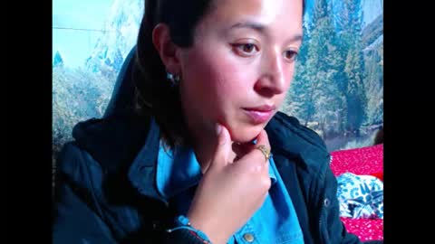 Snapshot of lucianahalen chatting on October 29, 7:36 pm Lucy online show from October 29, 7:36 pm