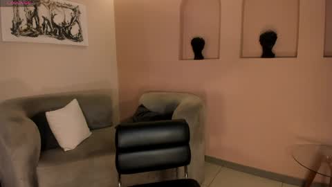 Lucie Martin online show from April 9, 7:41 pm