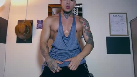 luciferstar01 online show from April 15, 8:31 pm