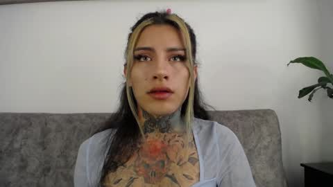 luciiana online show from April 21, 3:08 pm