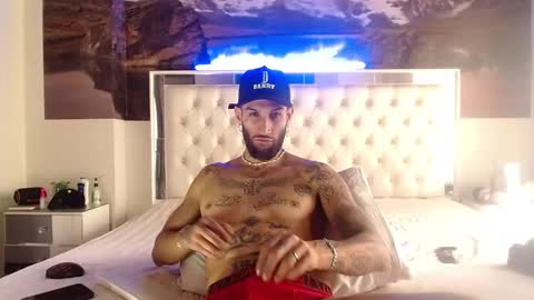 luciifer_hills online show from December 27, 3:15 pm