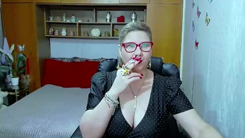 Lucille Fenly online show from March 13, 8:56 pm