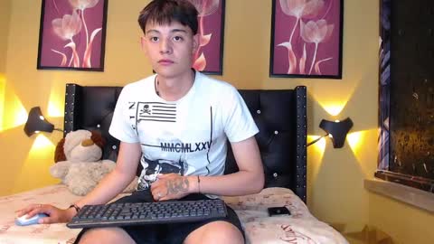 luckk_ online show from April 10, 6:30 am