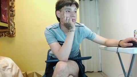 luckk_ online show from June 6, 3:34 am