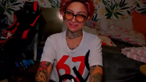 lucky_denizz online show from December 13, 11:33 pm