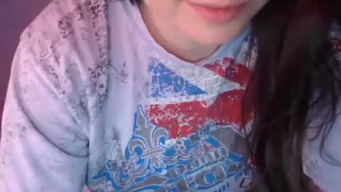 luckylinda23 online show from April 15, 8:09 pm