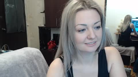 LuckyShot online show from December 14, 5:03 pm