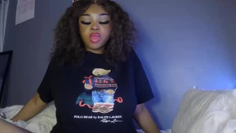 luckytonightx online show from April 3, 9:05 am