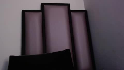   online show from November 15, 6:15 am