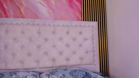 Lucy online show from November 20, 11:42 am