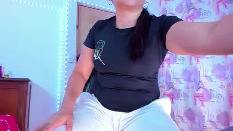 lucy online show from April 4, 3:57 am