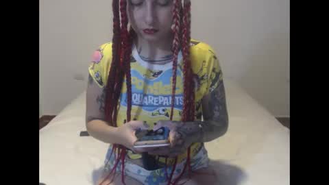 Snapshot of lucy_dreams69 chatting on January 2, 9:07 pm Lucia online show from January 2, 9:07 pm